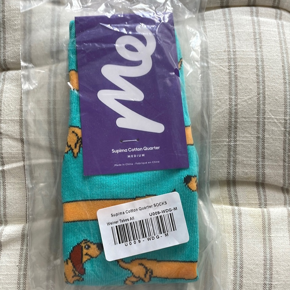 COPY - NIP MeUndies Supima Cotton Quarter Socks - Medium in Wiener Takes All. - Picture 6 of 7